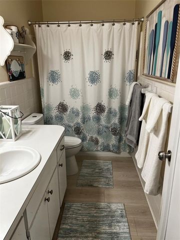 2734 NE 27th Court 22, Lighthouse Point, FL 33064