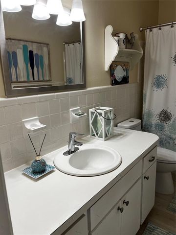 2734 NE 27th Court 22, Lighthouse Point, FL 33064