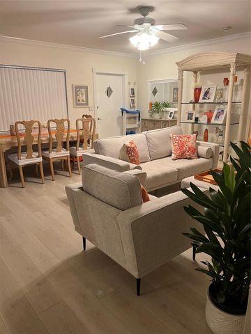 2734 NE 27th Court 22, Lighthouse Point, FL 33064