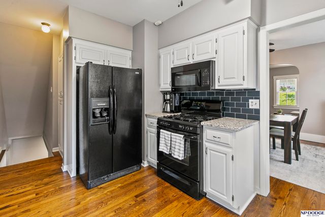 1114 S 54 Street, Omaha, NE 68106