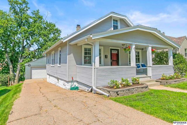 1114 S 54 Street, Omaha, NE 68106