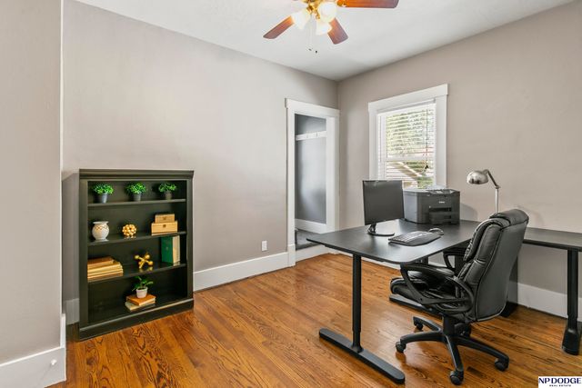 1114 S 54 Street, Omaha, NE 68106