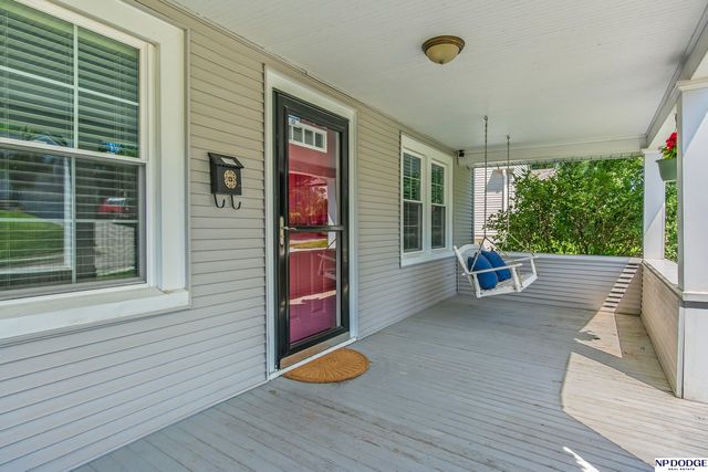 1114 S 54 Street, Omaha, NE 68106