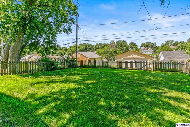 1114 S 54 Street, Omaha, NE 68106