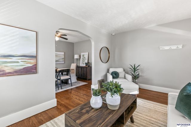 1114 S 54 Street, Omaha, NE 68106