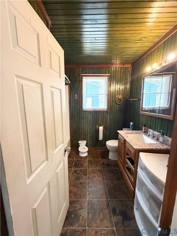 538 Beech St, Petersburg, VA 23803