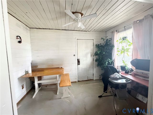 538 Beech St, Petersburg, VA 23803