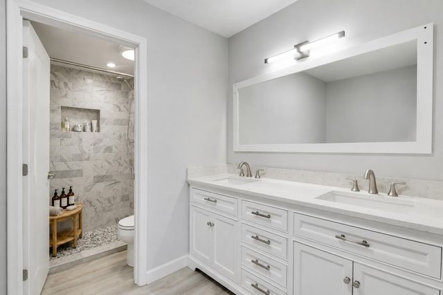 384 Golfview Road D, North Palm Beach, FL 33408
