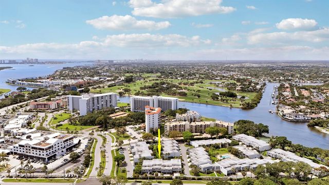 384 Golfview Road D, North Palm Beach, FL 33408