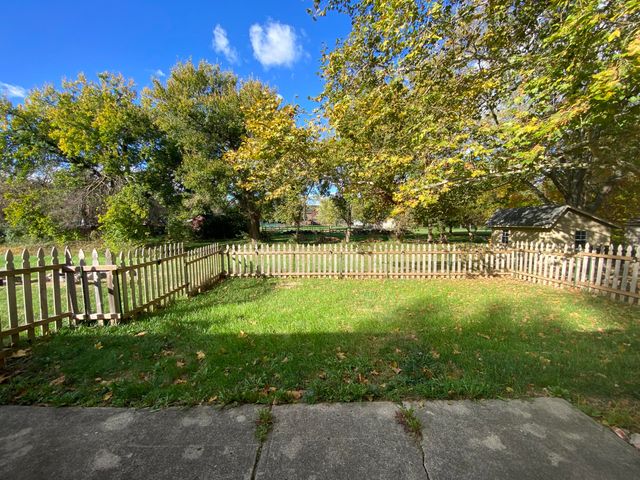 1811 Greenbriar Drive 1811 Greenbriar Drive, Troy, OH 45373