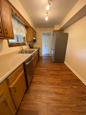 1811 Greenbriar Drive 1811 Greenbriar Drive, Troy, OH 45373
