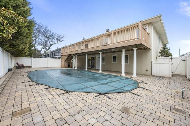 1328 Park Street, Atlantic Beach, NY 11509