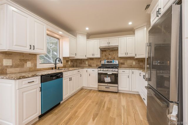 1328 Park Street, Atlantic Beach, NY 11509