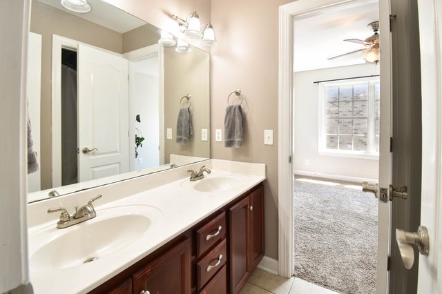 1034 Stonehollow Way, Mount Juliet, TN 37122