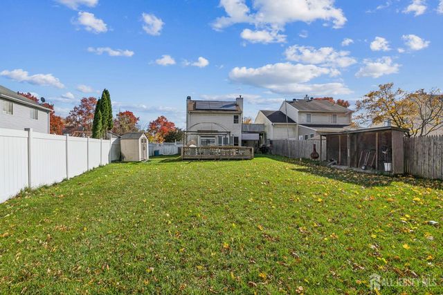 48 Woodland Way, South Brunswick, NJ 08810