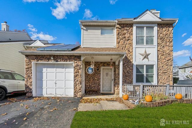 48 Woodland Way, South Brunswick, NJ 08810