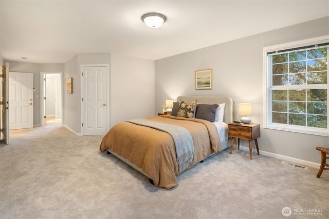 1402 Langara Circle, Bellingham, WA 98229