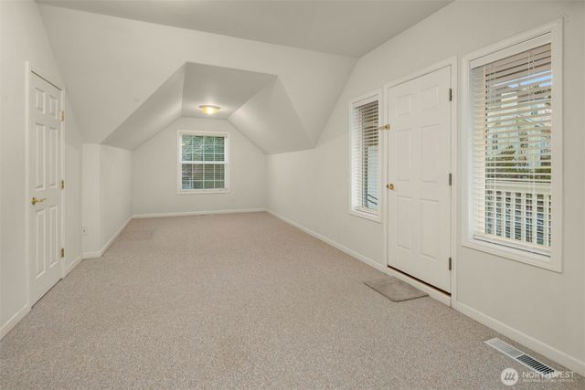 1402 Langara Circle, Bellingham, WA 98229