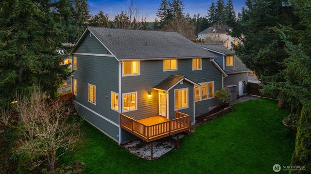 1402 Langara Circle, Bellingham, WA 98229