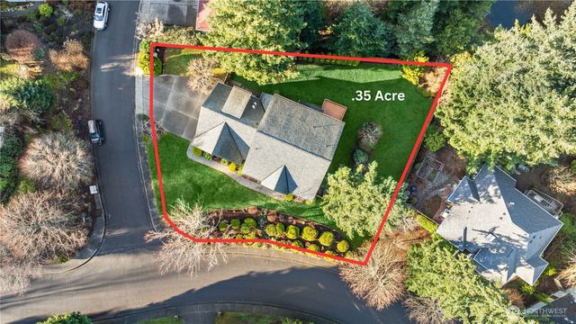 1402 Langara Circle, Bellingham, WA 98229