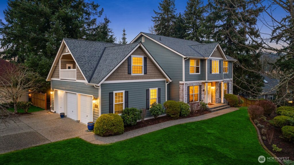 1402 Langara Circle, Bellingham, WA 98229