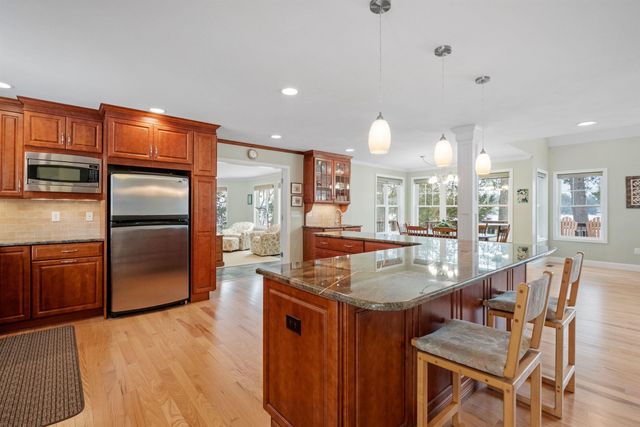 214 Krainewood Drive, Moultonborough, NH 03254