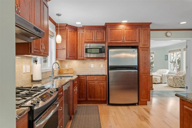 214 Krainewood Drive, Moultonborough, NH 03254