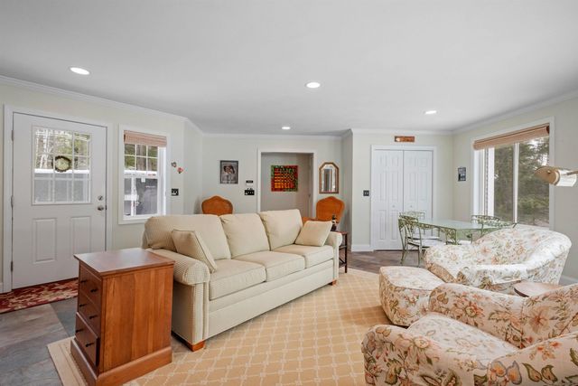 214 Krainewood Drive, Moultonborough, NH 03254