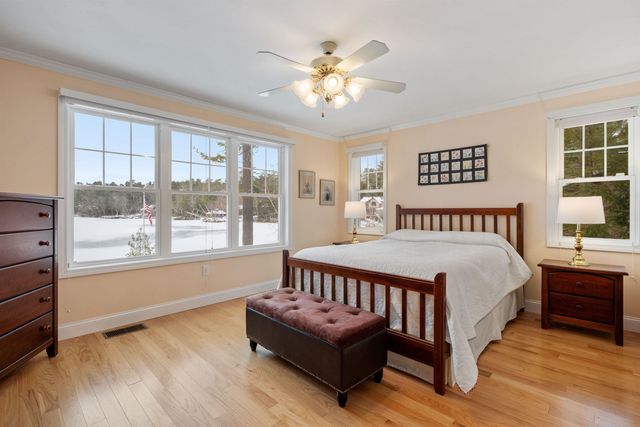 214 Krainewood Drive, Moultonborough, NH 03254