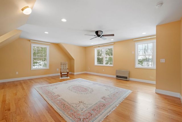 214 Krainewood Drive, Moultonborough, NH 03254