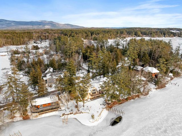 214 Krainewood Drive, Moultonborough, NH 03254