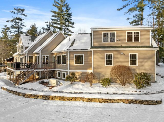 214 Krainewood Drive, Moultonborough, NH 03254