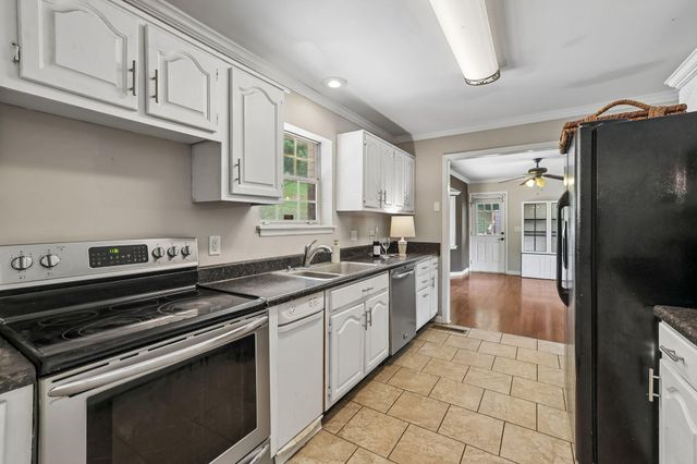 1021 Elaine Trail, Chattanooga, TN 37421