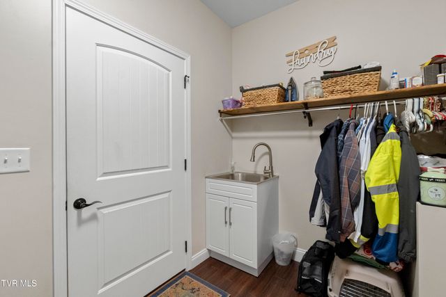 2905 Sunnyside Road, Greeneville, TN 37743