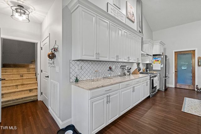 2905 Sunnyside Road, Greeneville, TN 37743