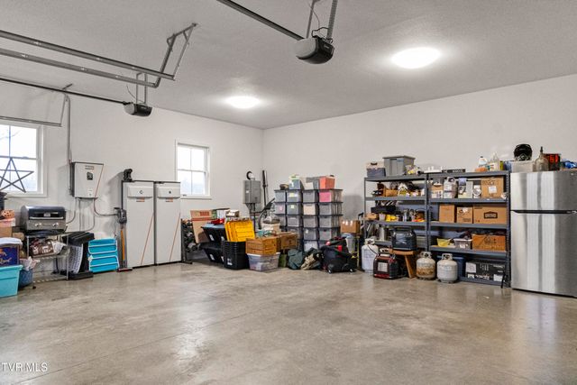 2905 Sunnyside Road, Greeneville, TN 37743