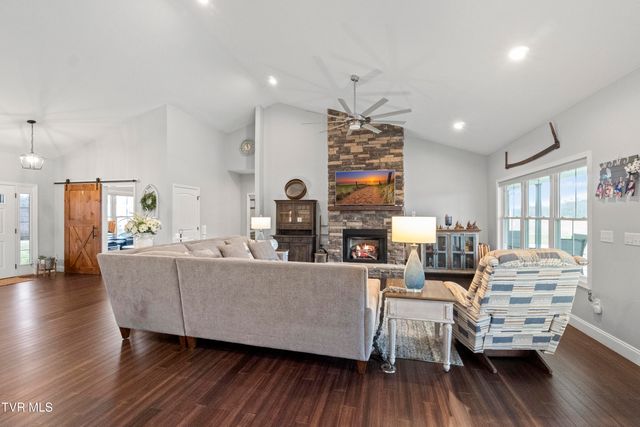 2905 Sunnyside Road, Greeneville, TN 37743