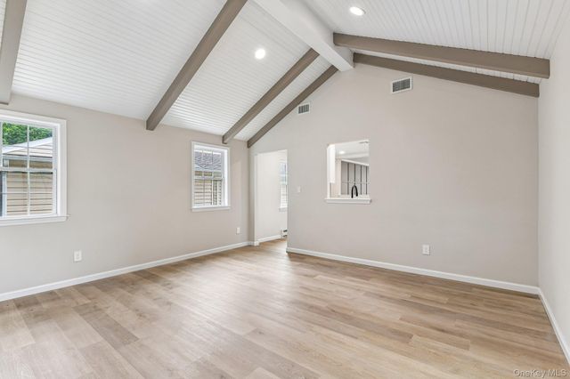 190 Canterbury Drive, Ridge, NY 11961