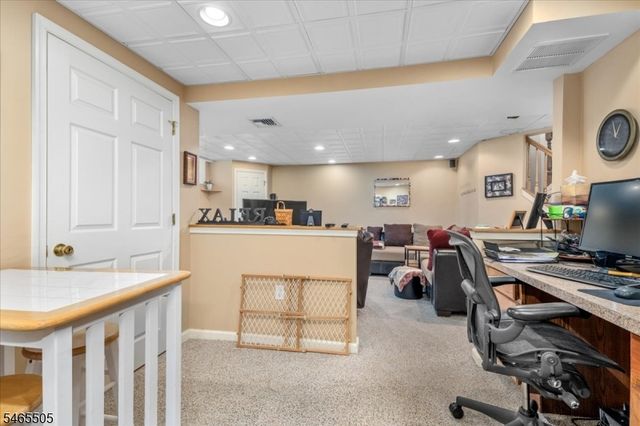 37 Flemming Dr, Hillsborough Twp., NJ 08844