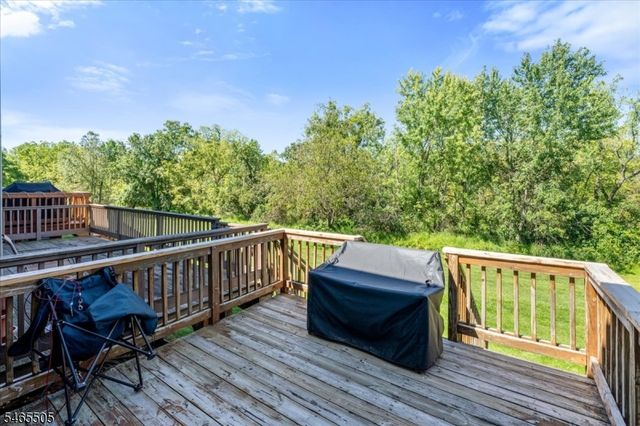 37 Flemming Dr, Hillsborough Twp., NJ 08844