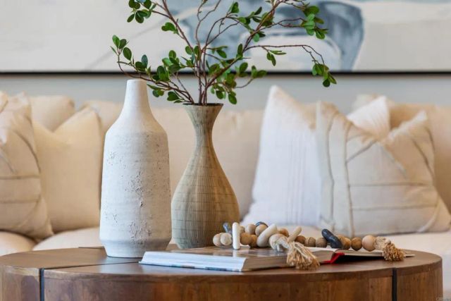 320 Chinquapin Avenue, Carlsbad, CA 92008