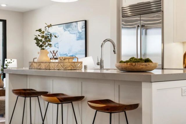 320 Chinquapin Avenue, Carlsbad, CA 92008