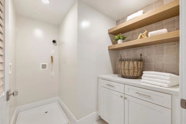 320 Chinquapin Avenue, Carlsbad, CA 92008