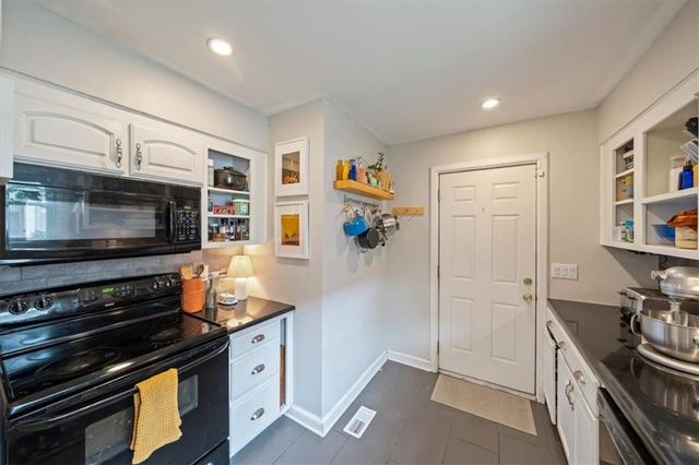 7214 Highland Avenue, Kansas City, MO 64131
