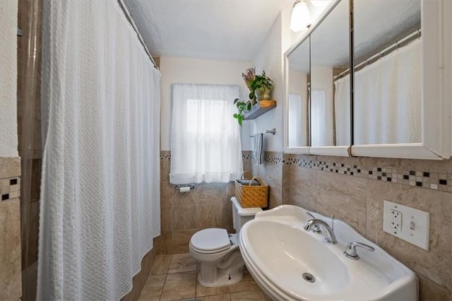 7214 Highland Avenue, Kansas City, MO 64131