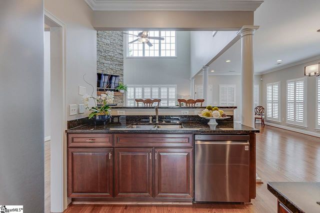 6 Pond Bluff Lane, Greenville, SC 29607