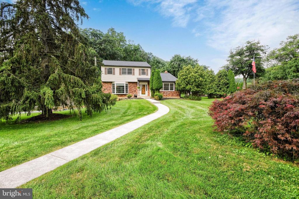 240 BIDDLE DR, Exton, PA 19341