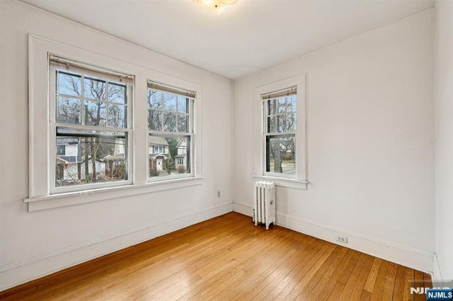 971 Garrison Avenue, Teaneck, NJ 07666