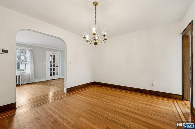 971 Garrison Avenue, Teaneck, NJ 07666