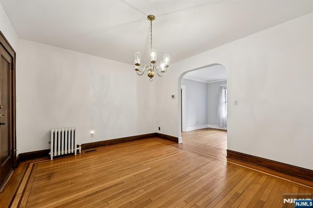 971 Garrison Avenue, Teaneck, NJ 07666